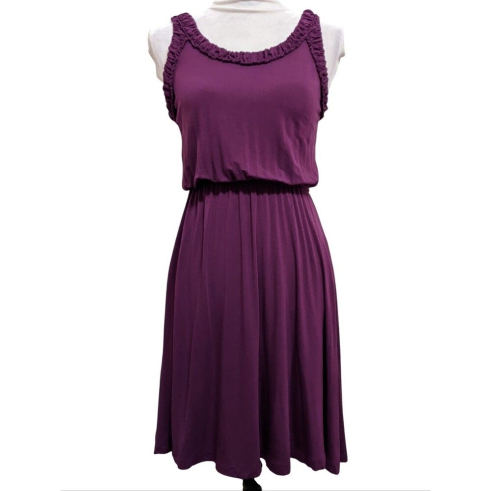 LOFT Midi Dress Plum Ruffled Scoop Neck Sleeveless Stretchy Size Small